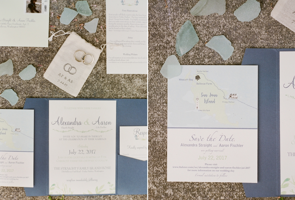 blue_white_wedding_invitations