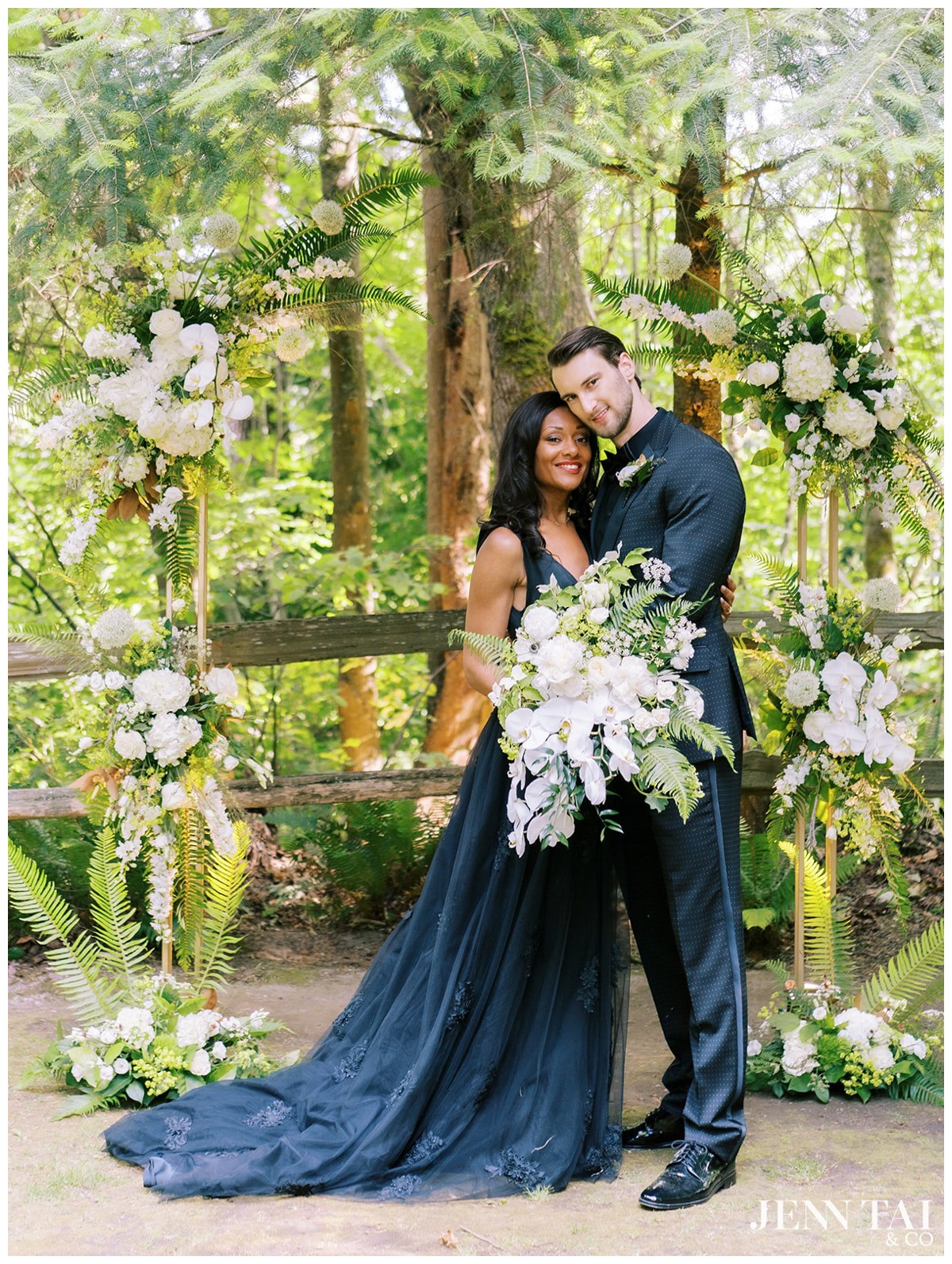 Stylish bride and groom in black at The Lodge at St. Edwards Park - Pink Blossom Events