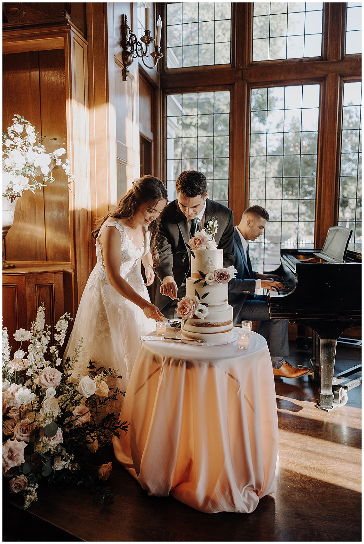 cake cutting Lairmont Manor wedding